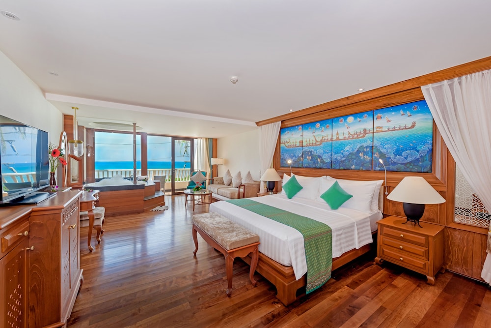 Diamond Cliff Resort & Spa, Patong Beach — Hotel rooms in Patong Beach, Phuket Province