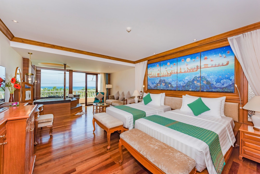Diamond Cliff Resort & Spa, Patong Beach — Hotel rooms in Patong Beach, Phuket Province