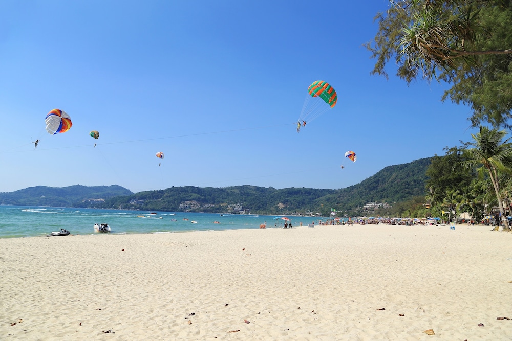 Diamond Cliff Resort & Spa, Patong Beach — Beach in Patong Beach, Phuket Province