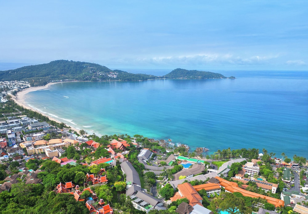 Diamond Cliff Resort & Spa, Patong Beach — Attractions in the area in Patong Beach, Phuket Province