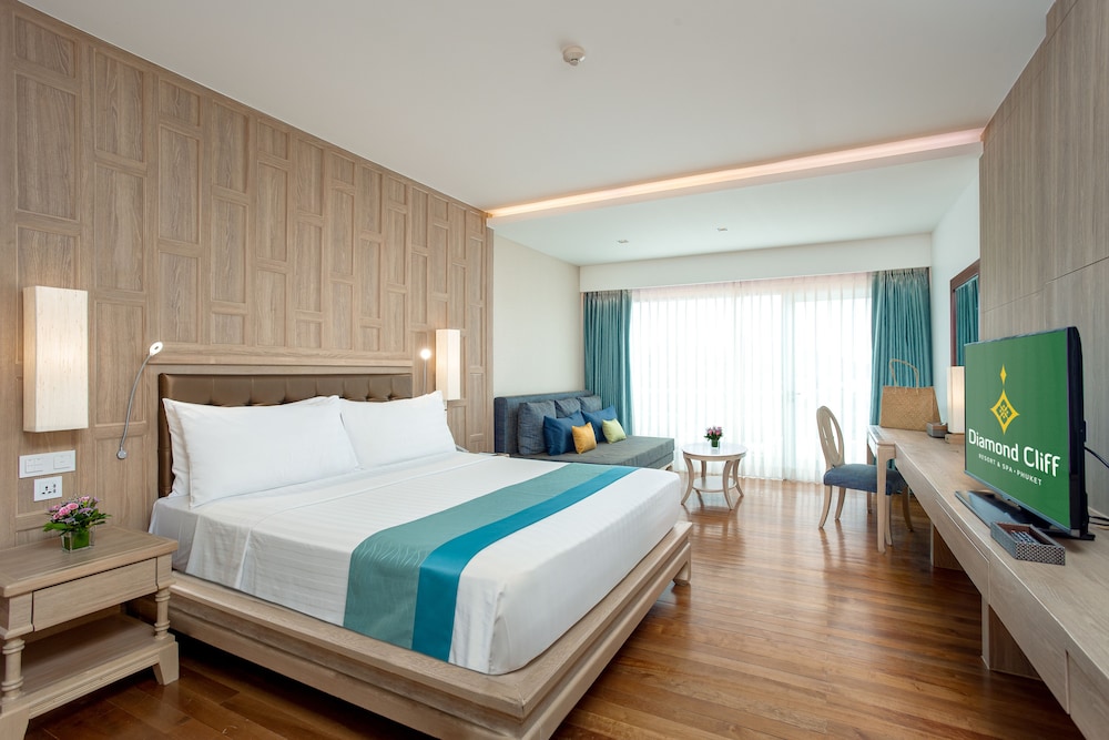 Diamond Cliff Resort & Spa, Patong Beach — Hotel rooms in Patong Beach, Phuket Province