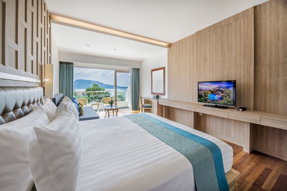 Diamond Cliff Resort & Spa, Patong Beach — Hotel rooms in Patong Beach, Phuket Province