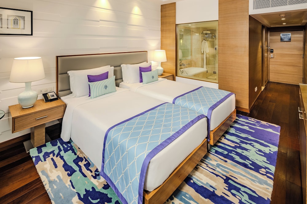 Vivanta Goa, Panaji — Hotel rooms in Panaji, Goa