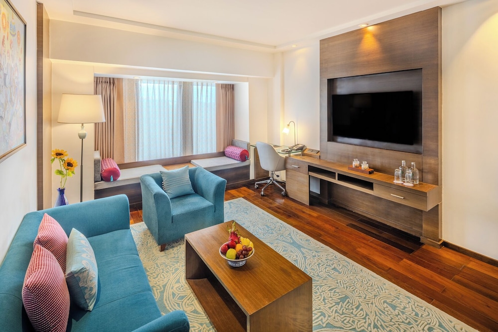 Vivanta Goa, Panaji — Hotel rooms in Panaji, Goa