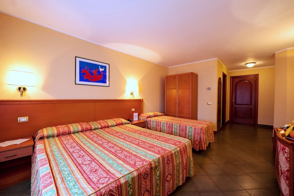 VOI Florio Resort — Hotel rooms in Cinisi, Sicily