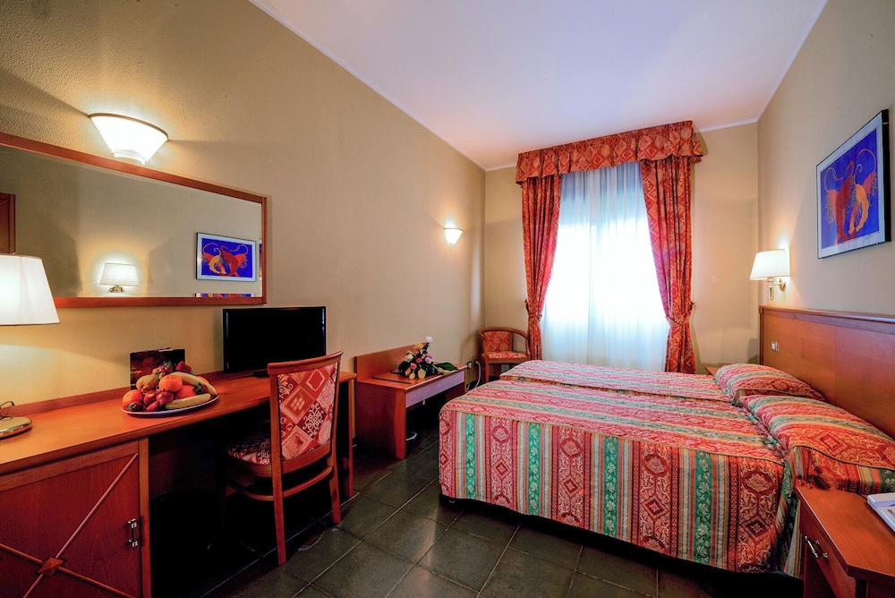 VOI Florio Resort — Hotel rooms in Cinisi, Sicily