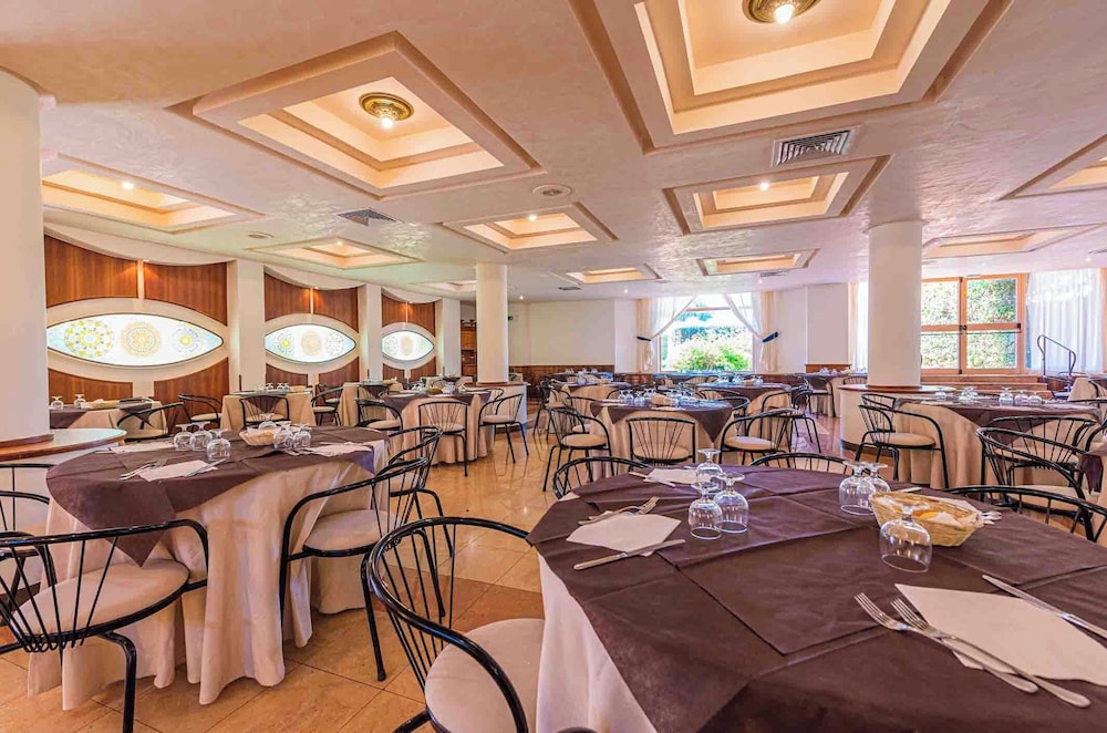 VOI Florio Resort — Restaurant & bars in Cinisi, Sicily