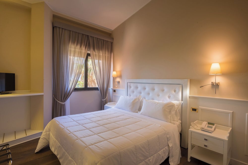 VOI Florio Resort — Hotel rooms in Cinisi, Sicily