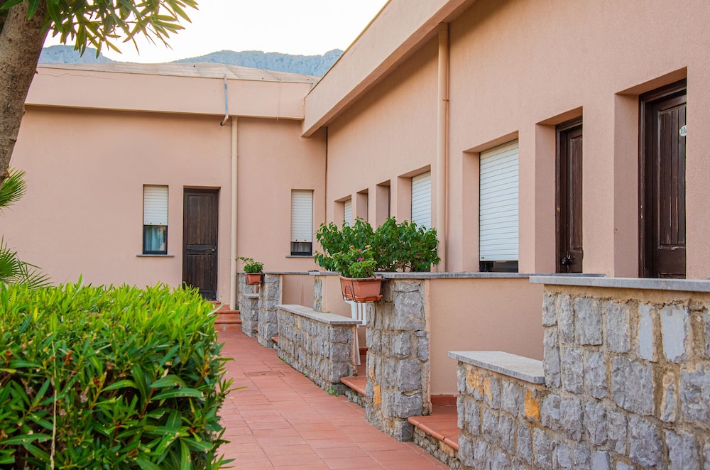 VOI Florio Resort — Hotel building in Cinisi, Sicily