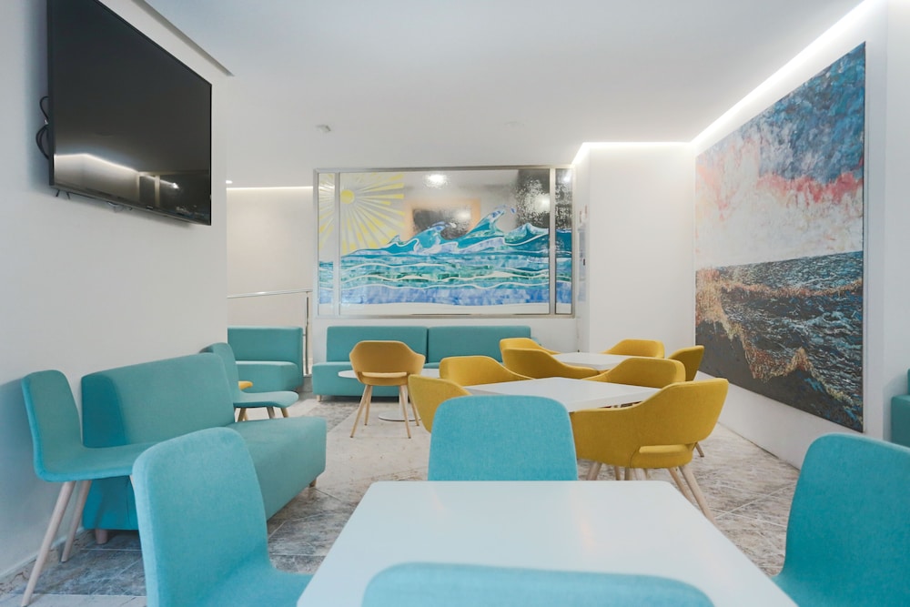 KAKTUS Hotel Benikaktus — Restaurant & bars in Benidorm, Valencian Community