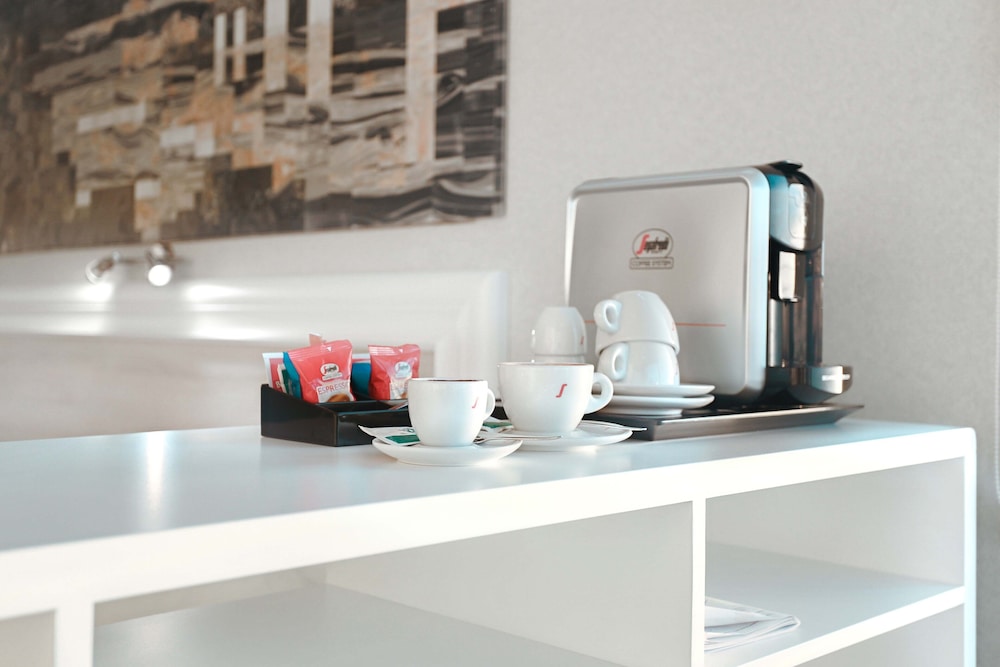 KAKTUS Hotel Benikaktus — Hotel rooms in Benidorm, Valencian Community