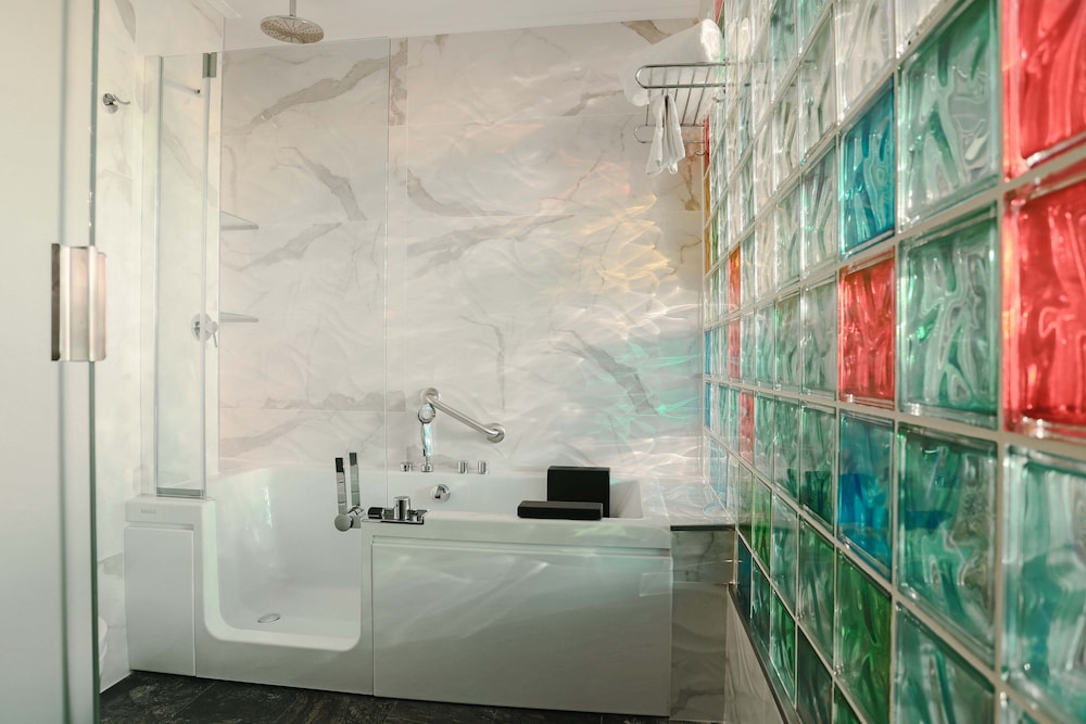 KAKTUS Hotel Benikaktus — Hotel rooms in Benidorm, Valencian Community
