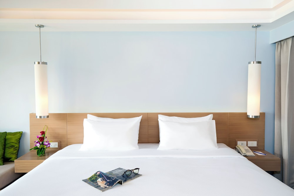 Beyond Karon — Hotel rooms in Karon, Phuket Province