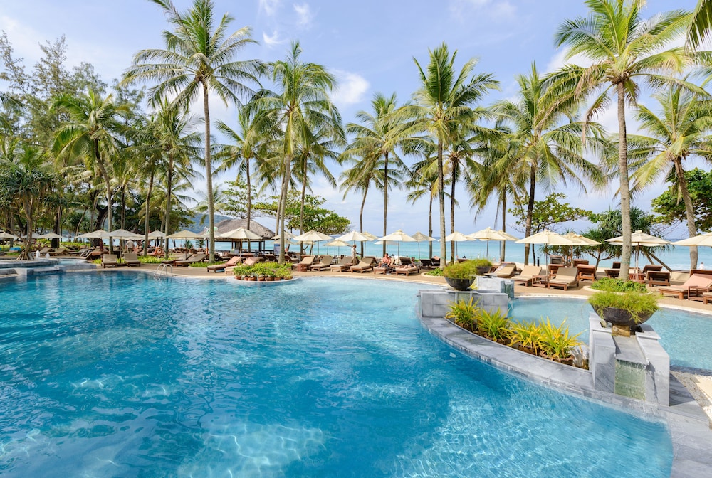 Katathani Phuket Beach Resort — Main photo in Karon, Phuket Province
