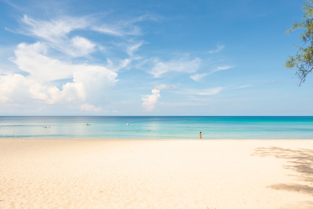 Katathani Phuket Beach Resort — Beach in Karon, Phuket Province