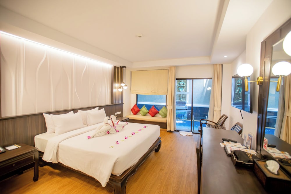 Nipa Resort — Hotel rooms in Patong Beach, Phuket Province