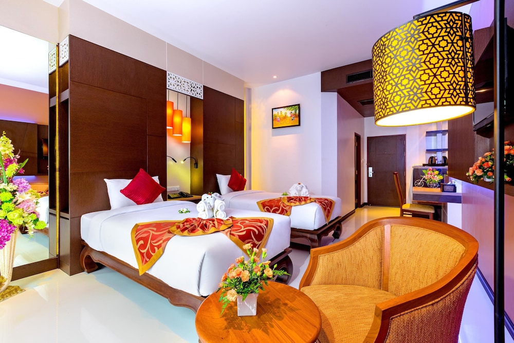 Nipa Resort — Hotel rooms in Patong Beach, Phuket Province