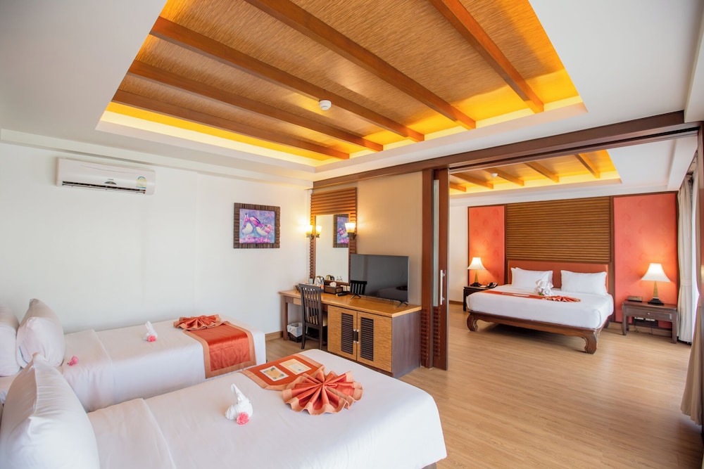 Nipa Resort — Hotel rooms in Patong Beach, Phuket Province