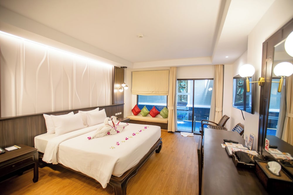 Nipa Resort — Hotel rooms in Patong Beach, Phuket Province