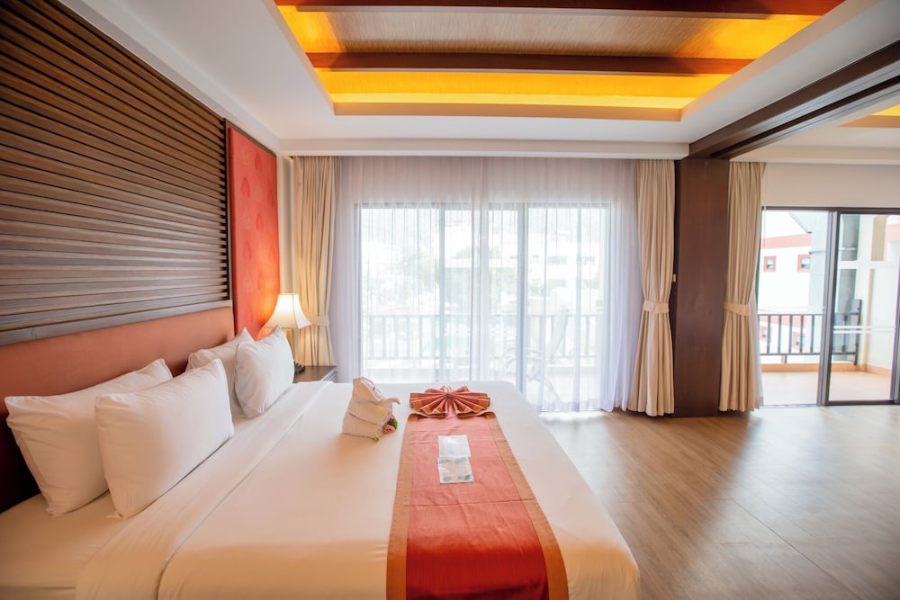 Nipa Resort — Hotel rooms in Patong Beach, Phuket Province