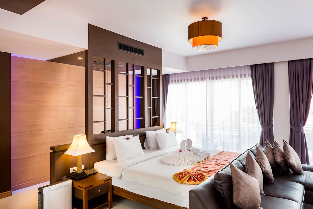 Nipa Resort — Hotel rooms in Patong Beach, Phuket Province