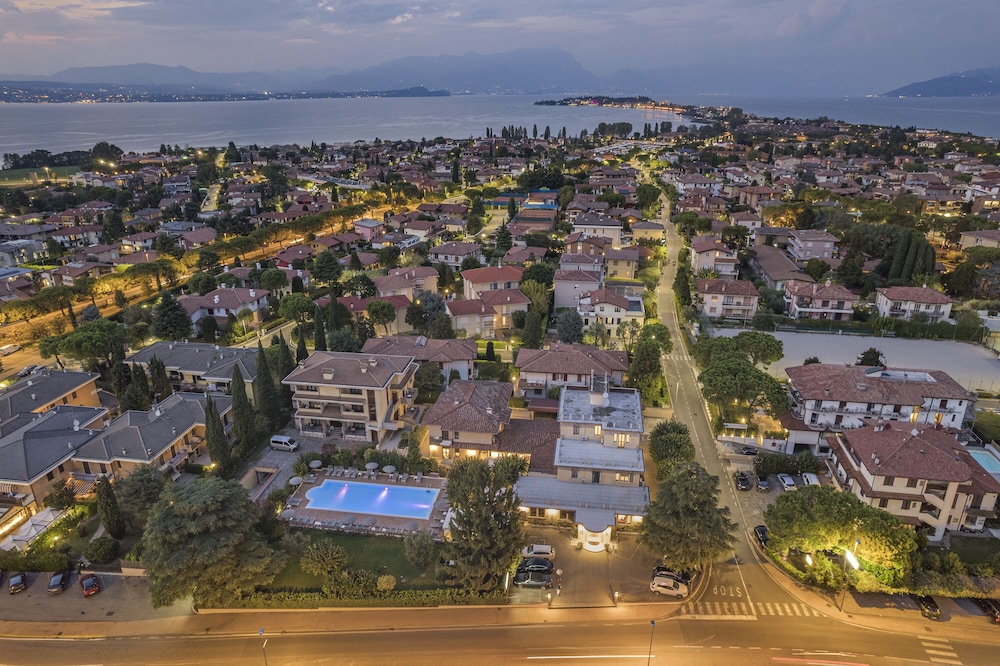 Hotel Gardenia — Attractions in the area in Sirmione, Lombardy