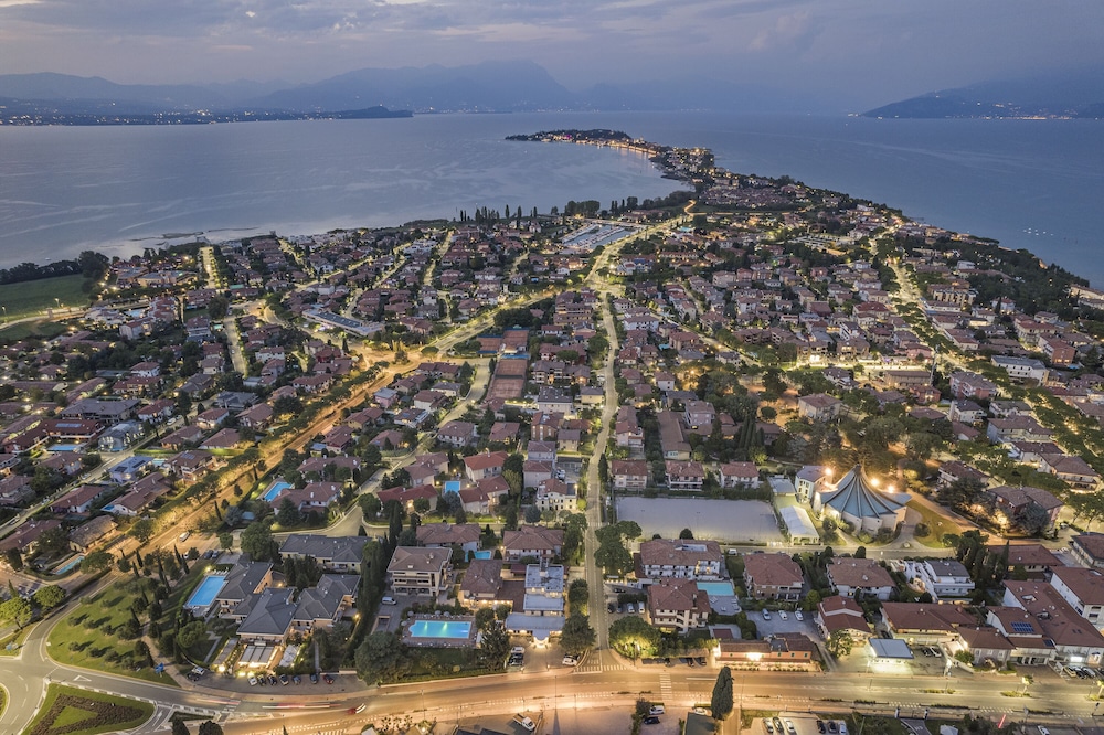 Hotel Gardenia — Attractions in the area in Sirmione, Lombardy