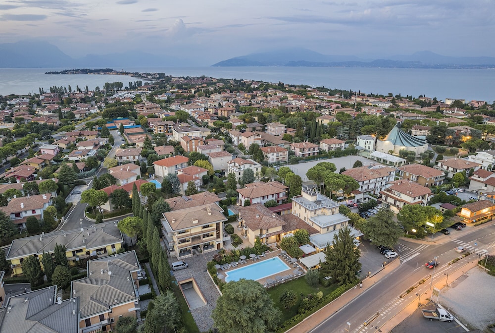 Hotel Gardenia — Attractions in the area in Sirmione, Lombardy