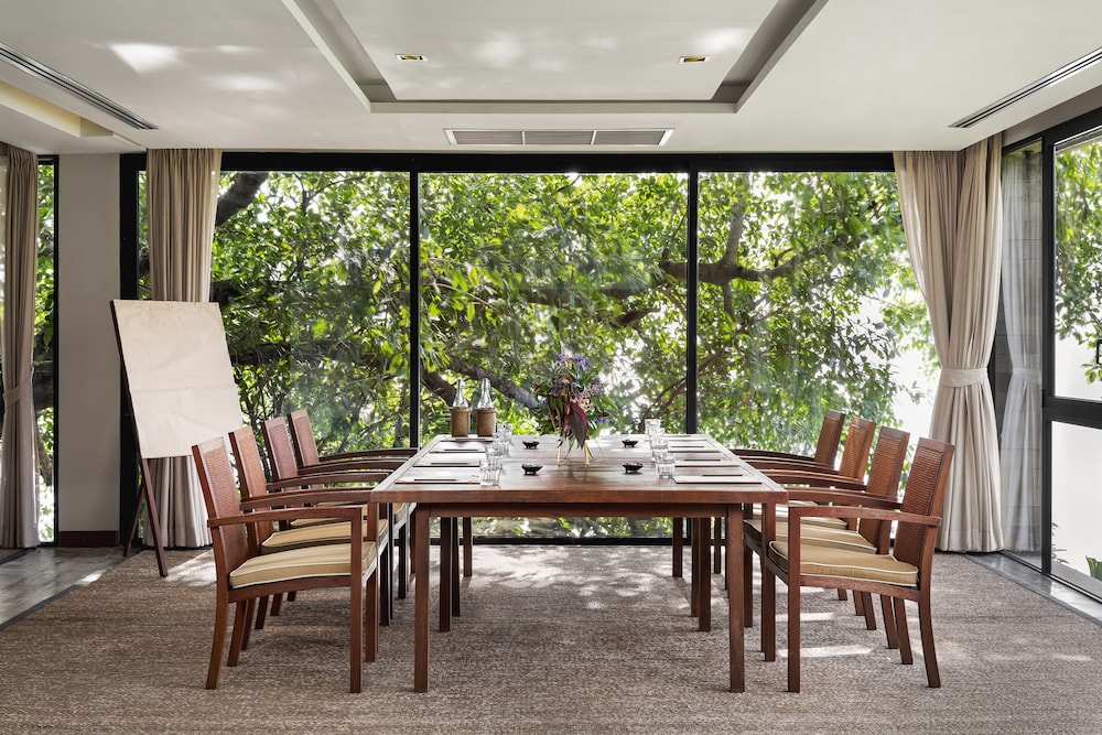 Paresa Resort Phuket — Restaurant & bars in Kamala, Phuket Province