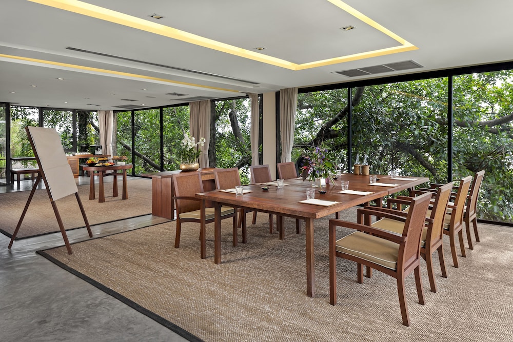 Paresa Resort Phuket — Restaurant & bars in Kamala, Phuket Province