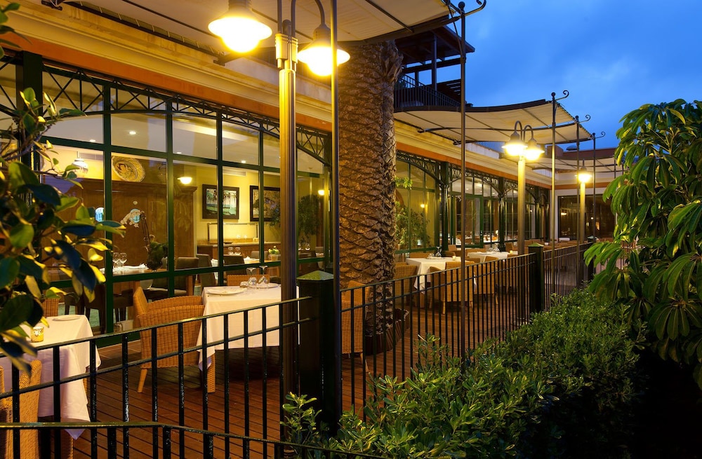 Hotel Les Rotes - zdjęcie 5