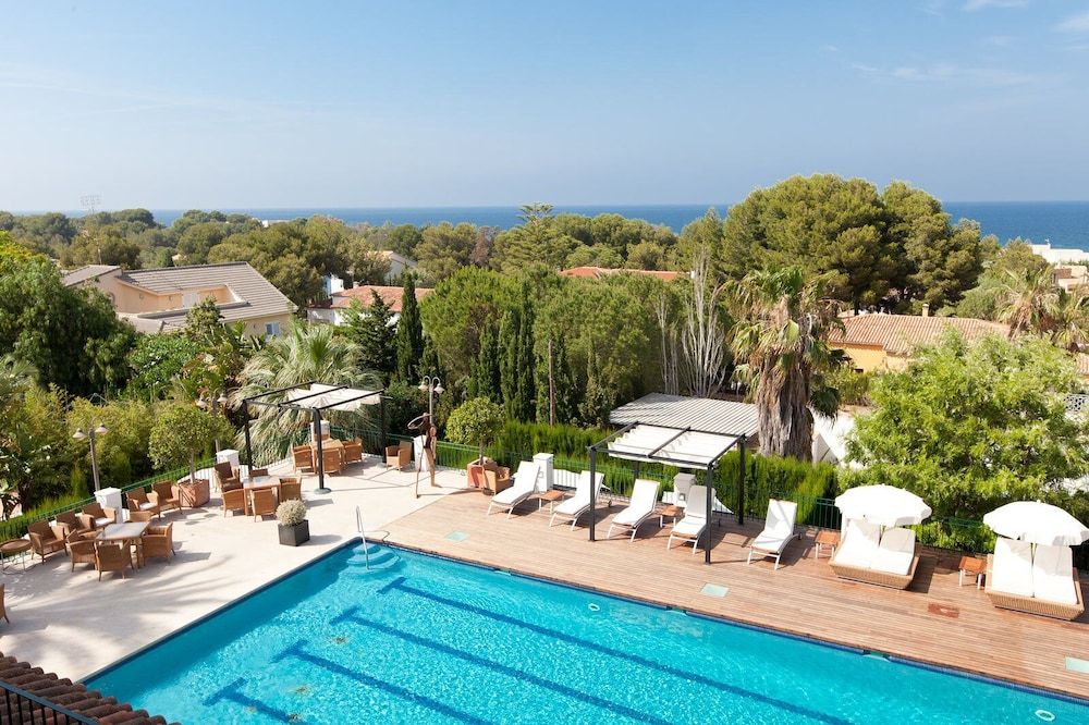 Hotel Les Rotes