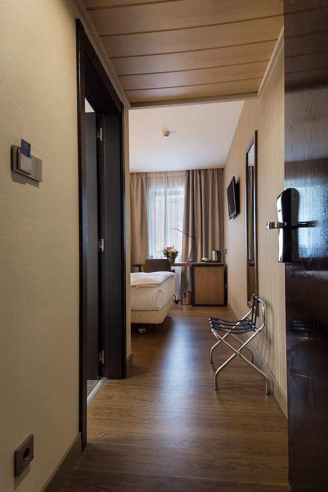 Hotel CH Bucharest - zdjęcie 4