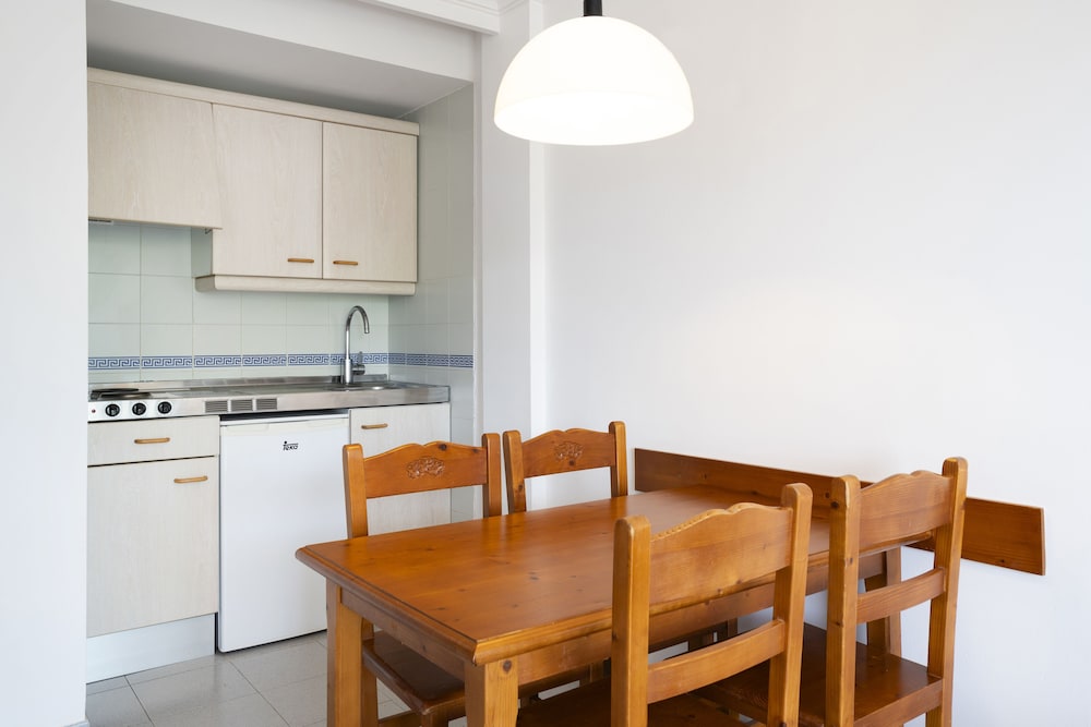 Inturotel Esmeralda Garden — Hotel rooms in Cala d´Or, Balearic Islands