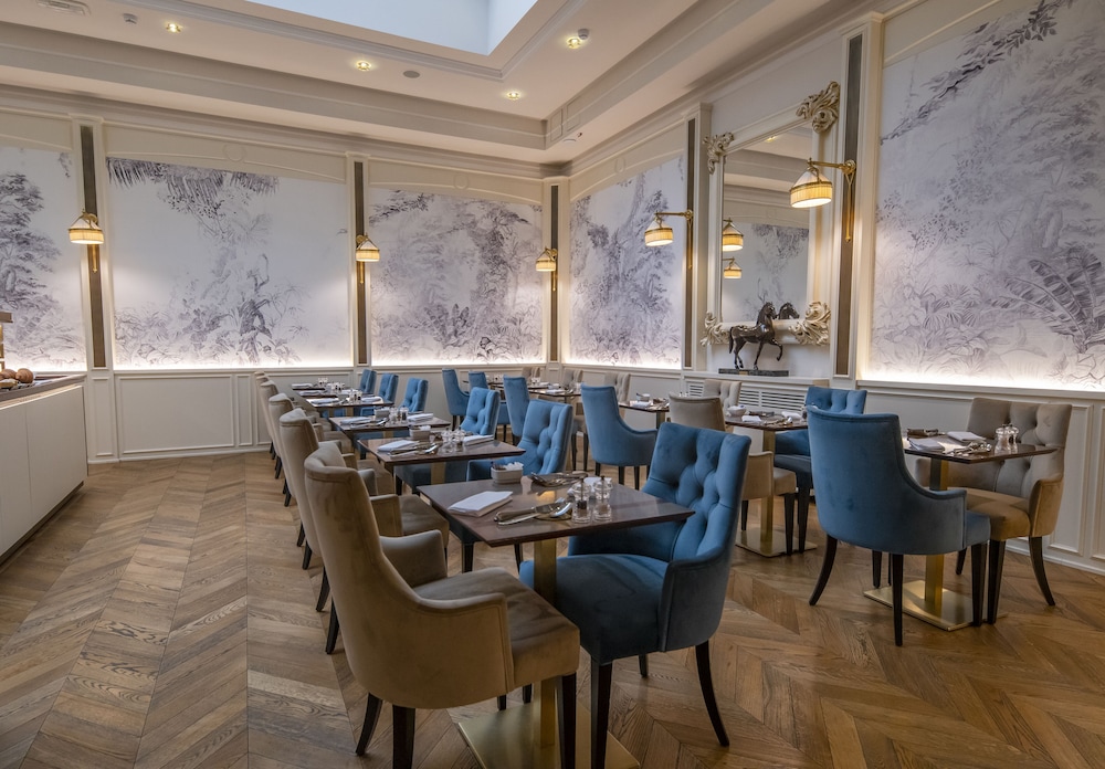 Golden Tower Hotel & Spa — Restaurant & bars in Florence, Tuscany