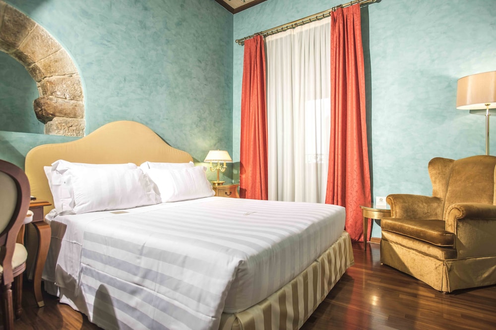 Golden Tower Hotel & Spa — Main photo in Florence, Tuscany