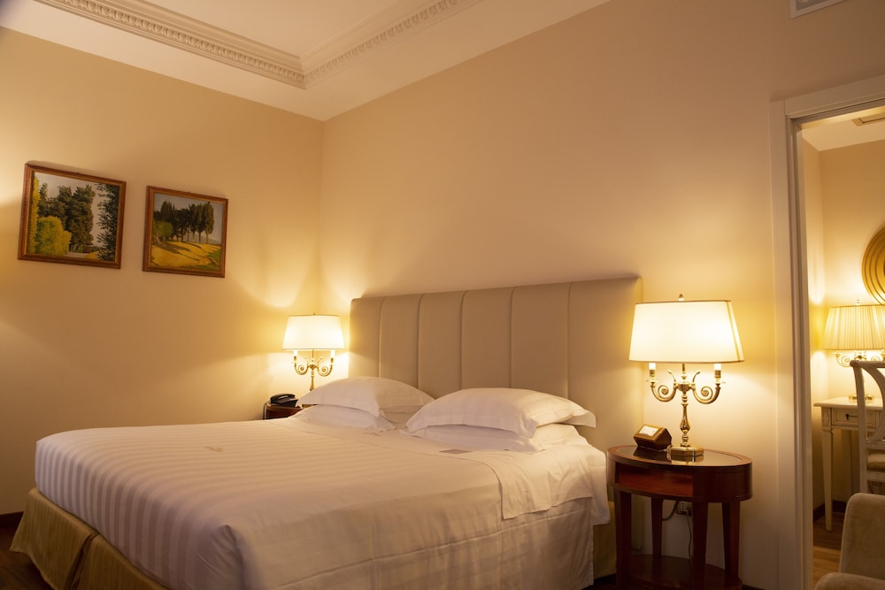 Golden Tower Hotel & Spa — Hotel rooms in Florence, Tuscany