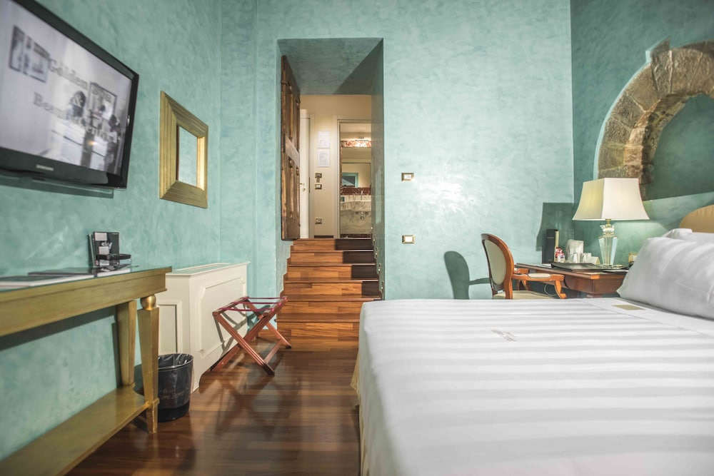 Golden Tower Hotel & Spa — Hotel rooms in Florence, Tuscany