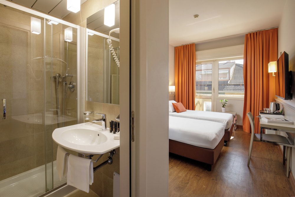 Grand Hotel Fleming by OMNIA hotels — Hotel rooms in Rome, Lazio