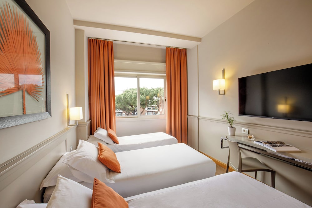 Grand Hotel Fleming by OMNIA hotels — Hotel rooms in Rome, Lazio