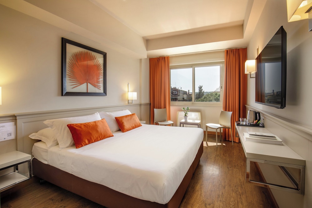Grand Hotel Fleming by OMNIA hotels — Hotel rooms in Rome, Lazio