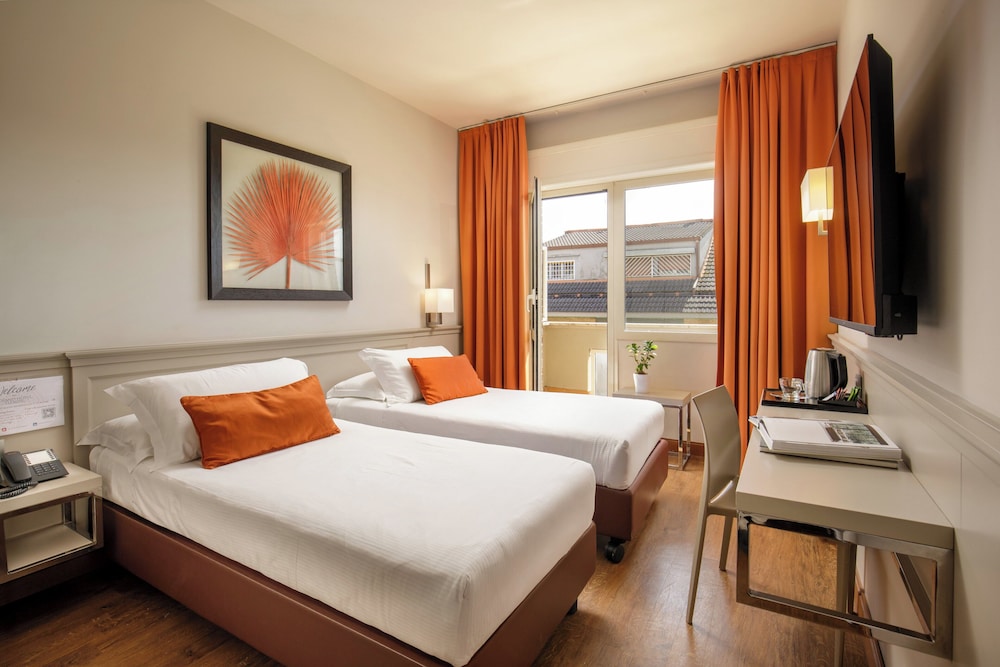 Grand Hotel Fleming by OMNIA hotels — Hotel rooms in Rome, Lazio