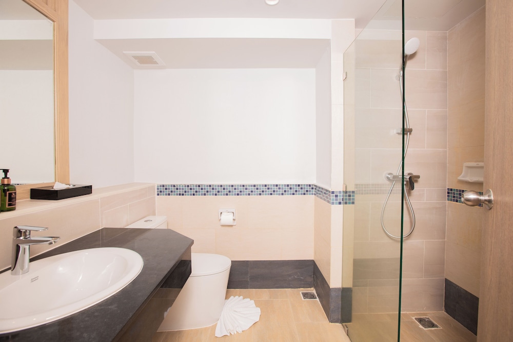 Phuket Orchid Resort and Spa — Hotel rooms in Karon, Phuket Province