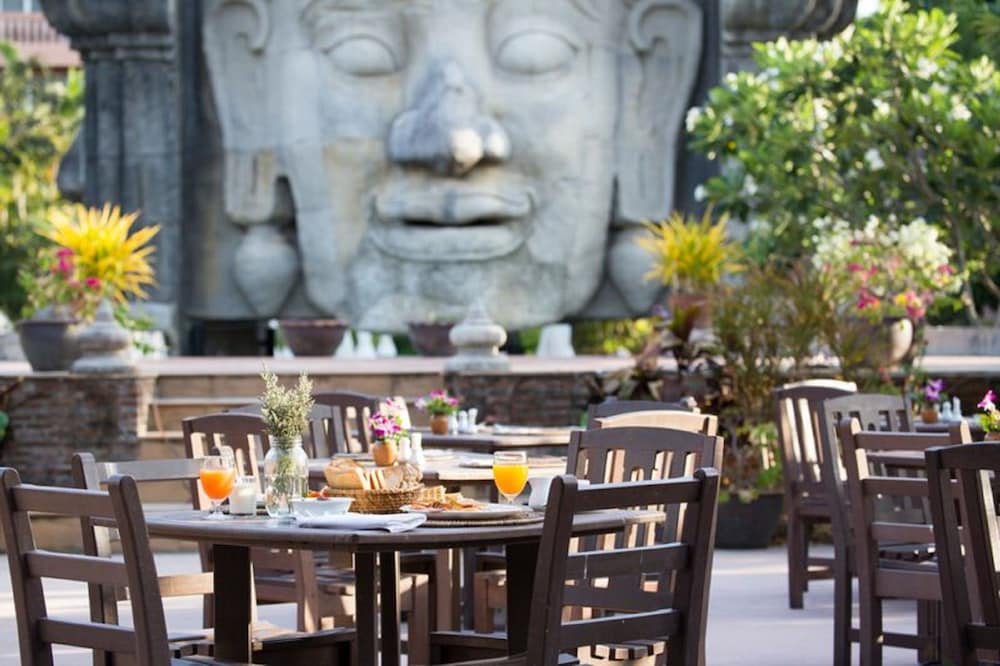 Phuket Orchid Resort and Spa — Restaurant & bars in Karon, Phuket Province