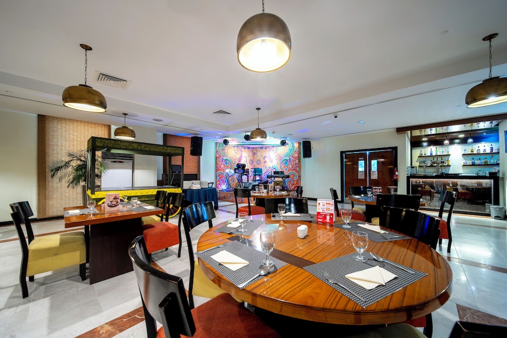 Citymax Bur Dubai — Restaurant & bars in Dubai