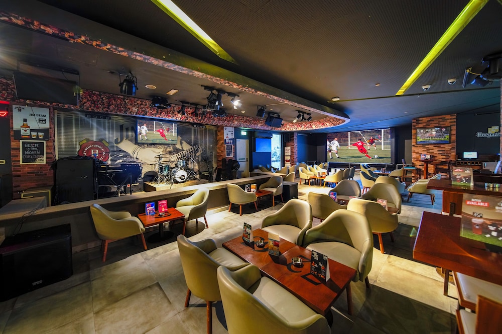 Citymax Bur Dubai — Restaurant & bars in Dubai