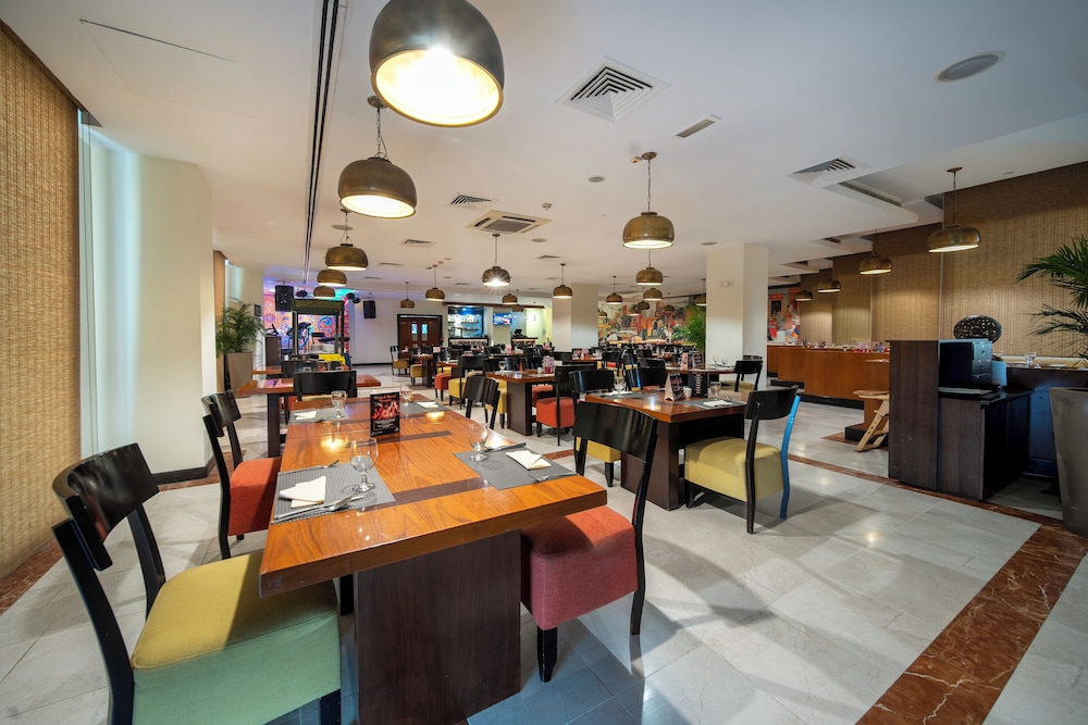 Citymax Bur Dubai — Restaurant & bars in Dubai