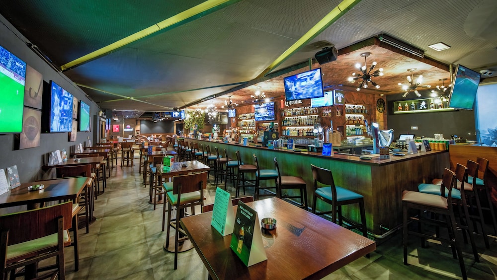 Citymax Bur Dubai — Restaurant & bars in Dubai