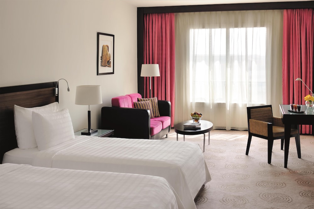 Avani Deira Dubai Hotel — Hotel rooms in Dubai