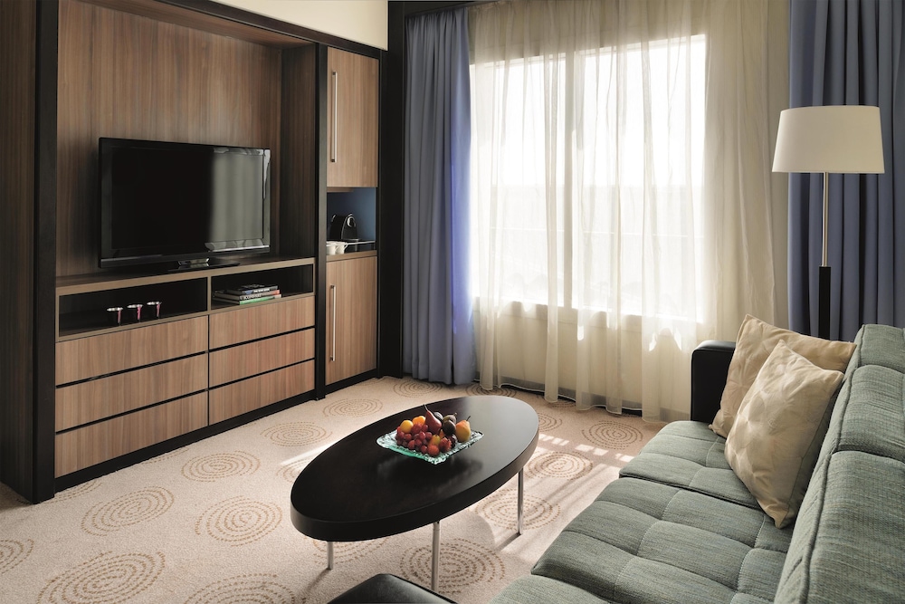 Avani Deira Dubai Hotel — Hotel rooms in Dubai
